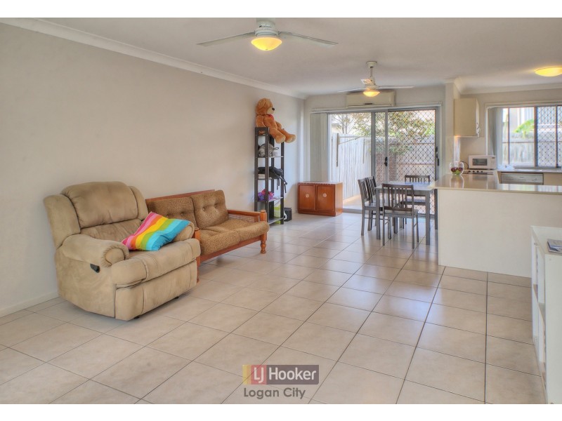 57/116 Station Road, Loganlea QLD 4131