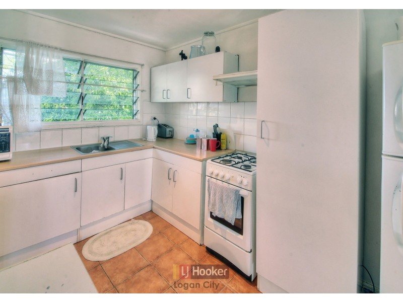 26 Kolonga Street, Woodridge QLD 4114