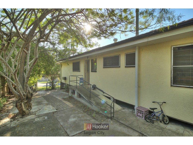 26 Kolonga Street, Woodridge QLD 4114