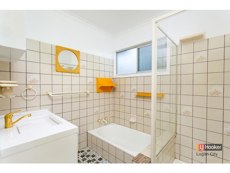 162 North Road, Woodridge QLD 4114