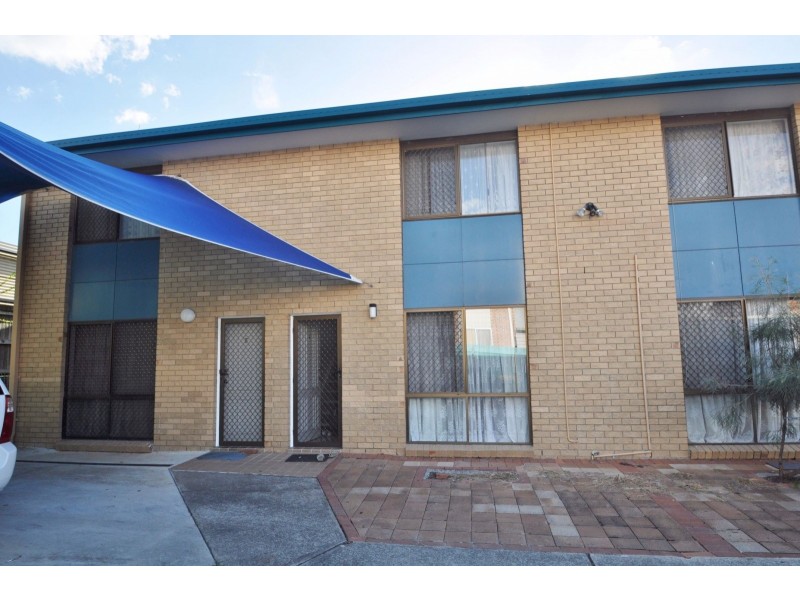 4/52 Blackwood Road, Logan Central QLD 4114