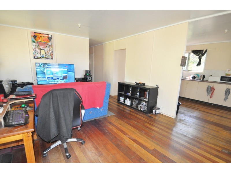 30 Augustus Street, Kingston QLD 4114