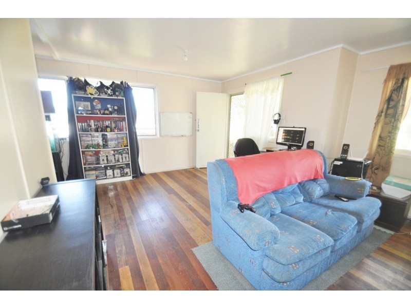 30 Augustus Street, Kingston QLD 4114