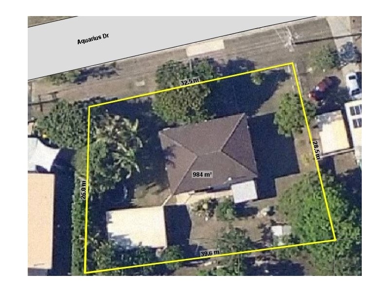 77 Aquarius Drive, Kingston QLD 4114