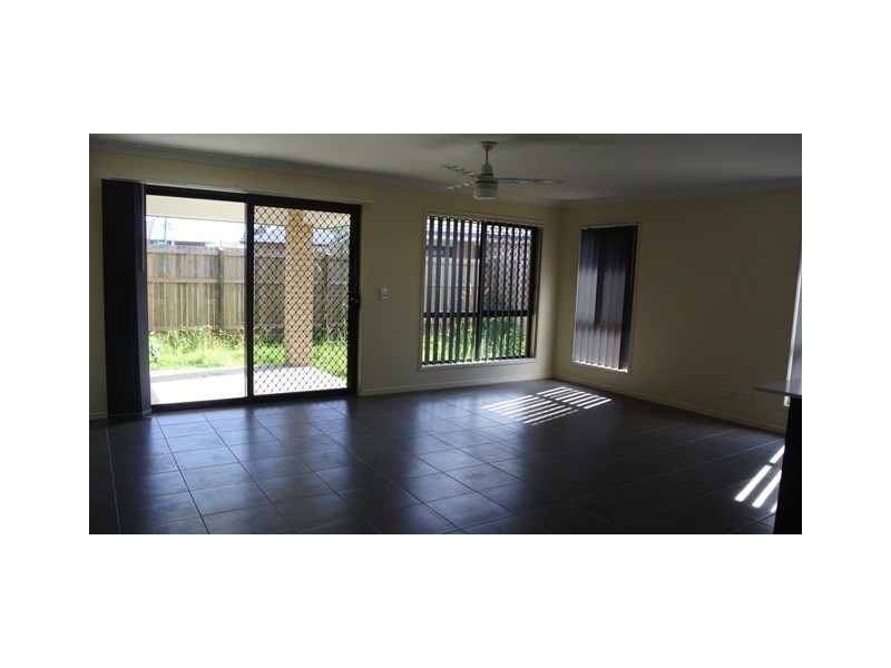 64 Cobblestone Avenue, Logan Reserve QLD 4133