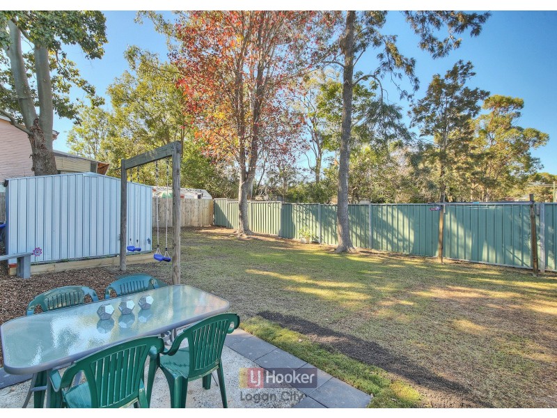 60 Clare Road, Kingston QLD 4114