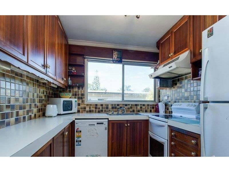 2 Windsor Street, Slacks Creek QLD 4127