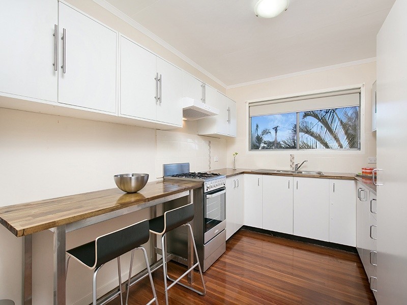 6 Perth Street, Kingston QLD 4114