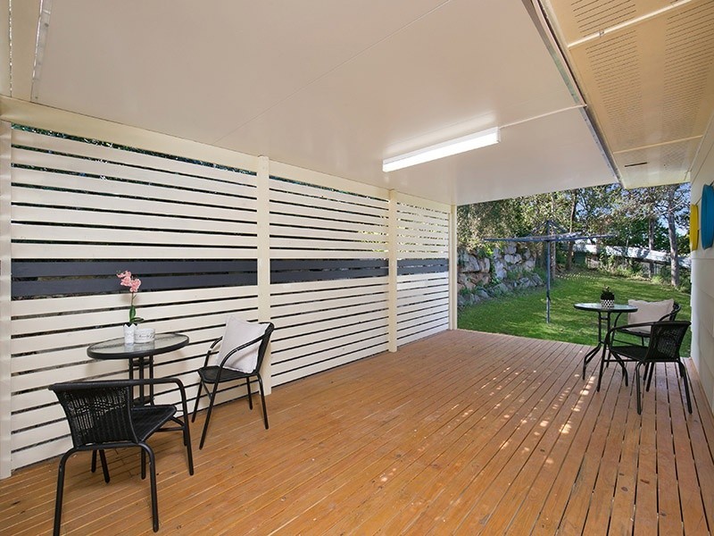 6 Perth Street, Kingston QLD 4114