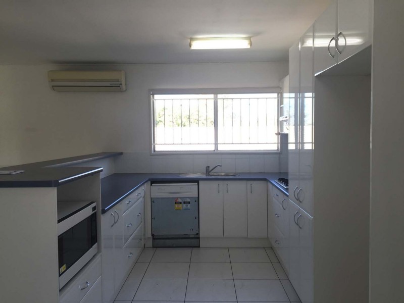 8 Astro Court, Slacks Creek QLD 4127