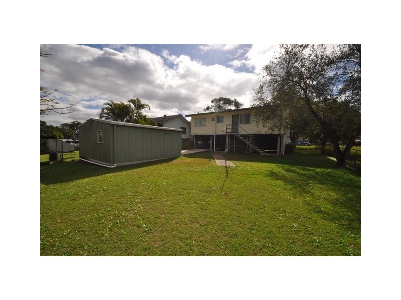 17 Pine Drive, Woodridge QLD 4114