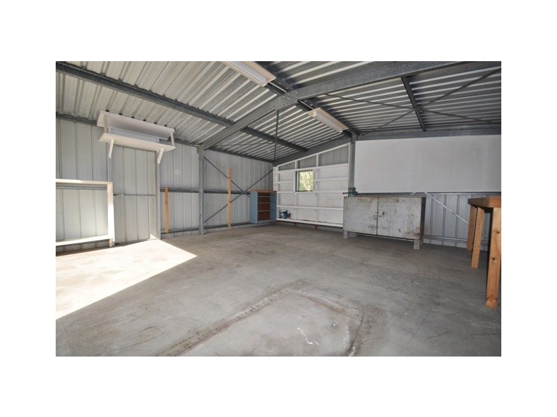 17 Pine Drive, Woodridge QLD 4114