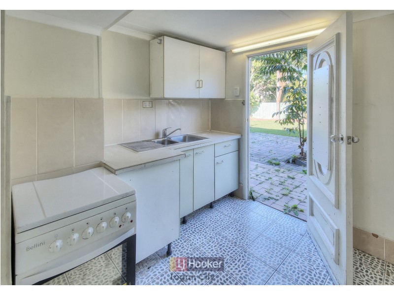 22 Camelia Ave, Logan Central QLD 4114