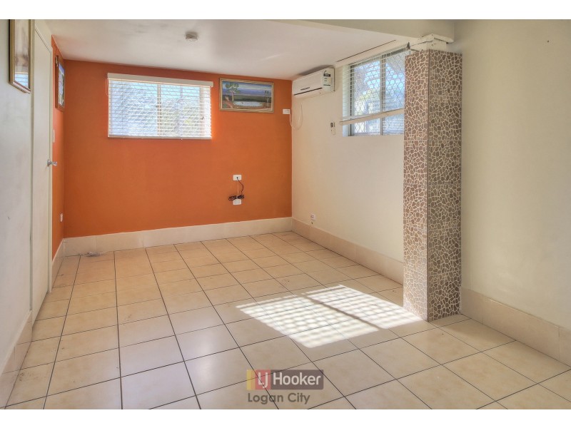 22 Camelia Ave, Logan Central QLD 4114