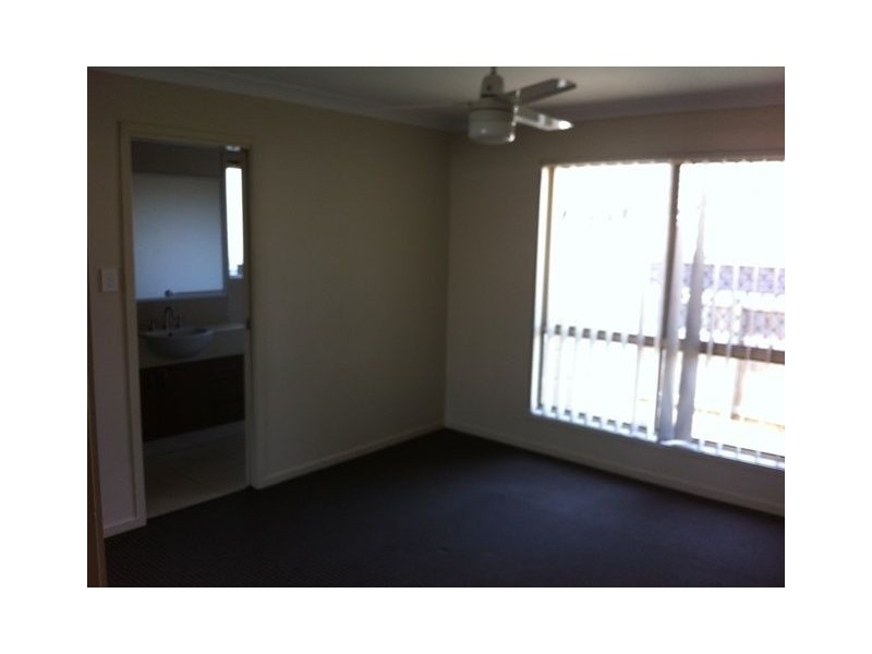 1 Airedale Court, Marsden QLD 4132