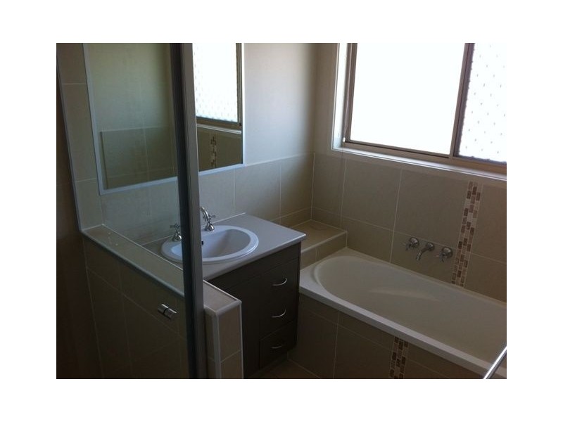 1 Airedale Court, Marsden QLD 4132