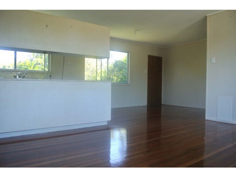 33 Mayes Ave, Logan Central QLD 4114