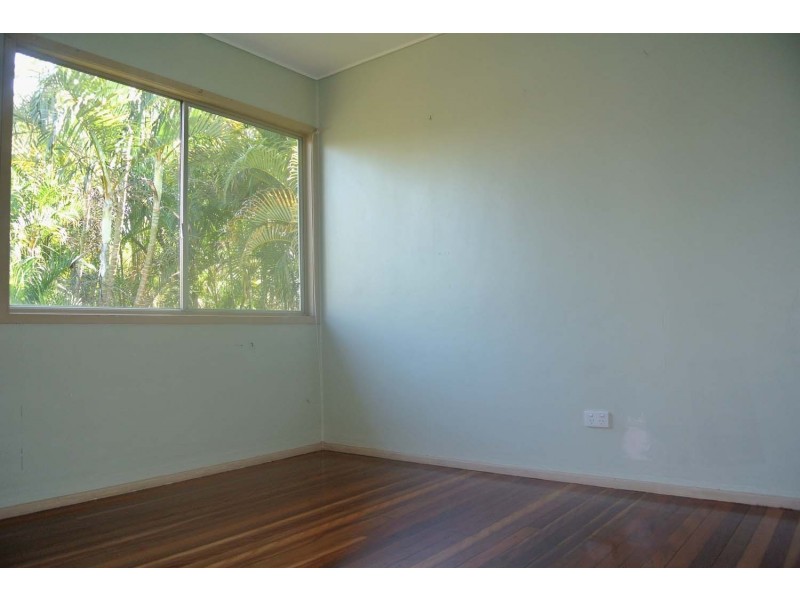 33 Mayes Ave, Logan Central QLD 4114