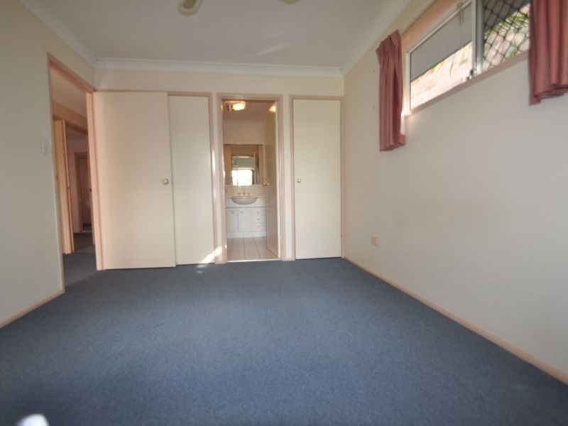 9 KINGFISHER CLS, Loganlea QLD 4131