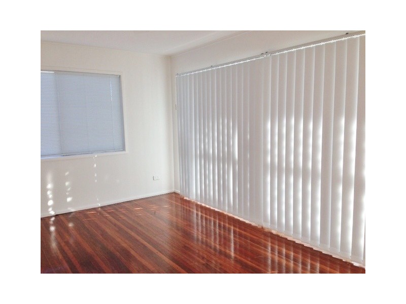 10 Daffodil Street, Logan Central QLD 4114