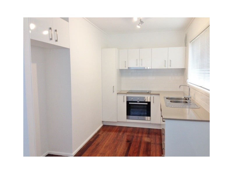 10 Daffodil Street, Logan Central QLD 4114