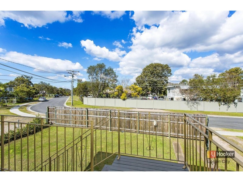 8 Redford Street, Kingston QLD 4114