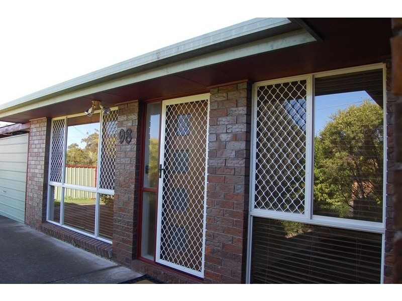 98 Barossa Street, Kingston QLD 4114