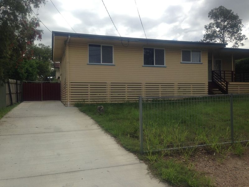4 Skyline Drive, Kingston QLD 4114