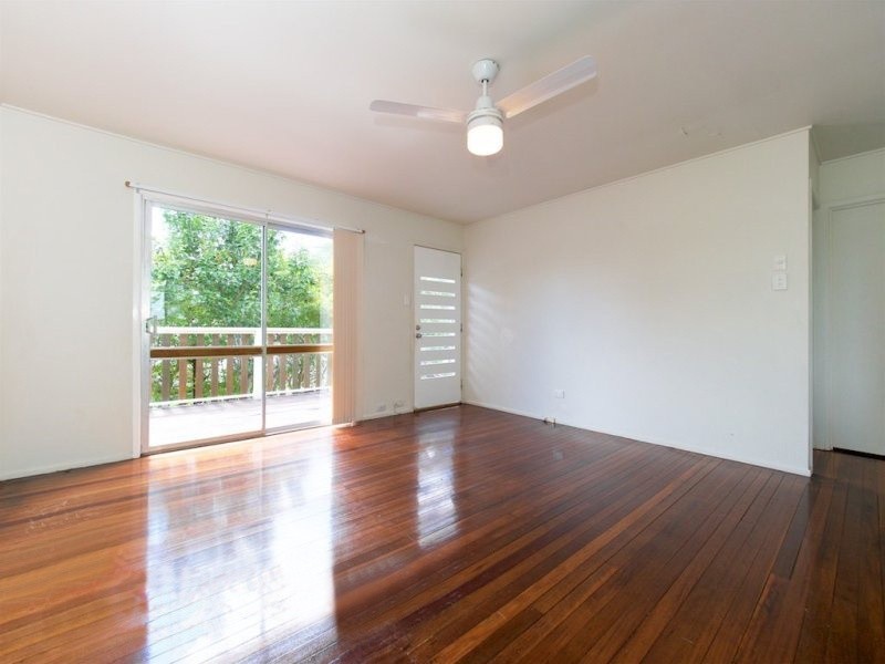 1 Sithney Street, Kingston QLD 4114