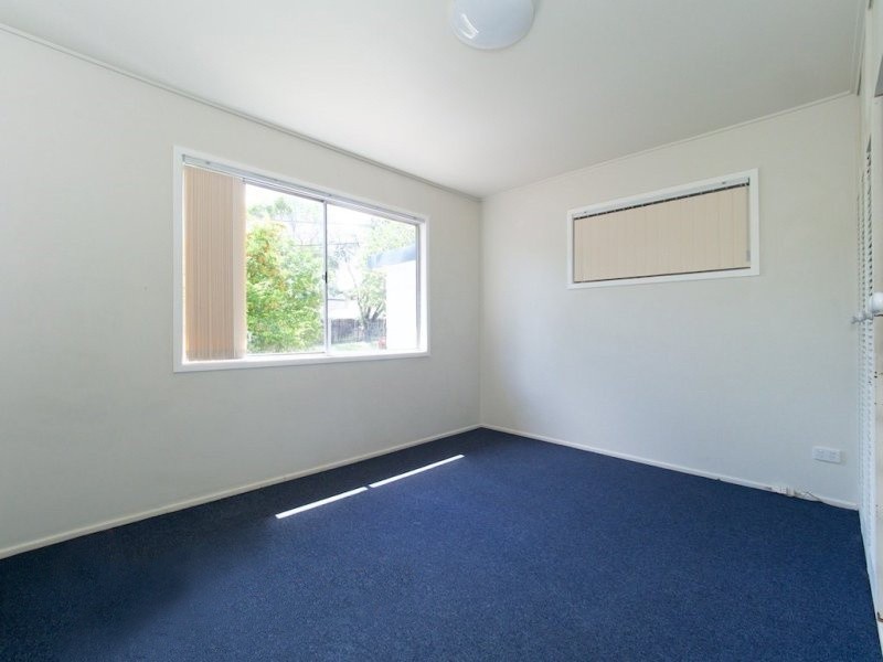 1 Sithney Street, Kingston QLD 4114