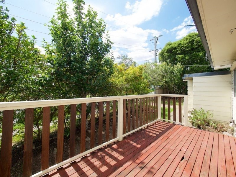 1 Sithney Street, Kingston QLD 4114