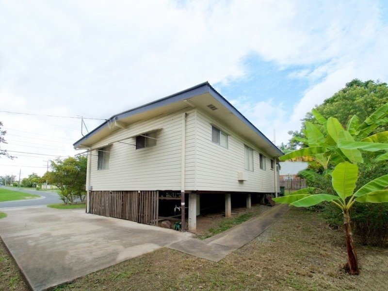 1 Sithney Street, Kingston QLD 4114