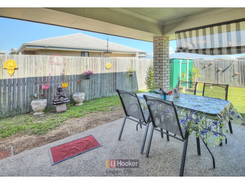 98 First Avenue, Marsden QLD 4132