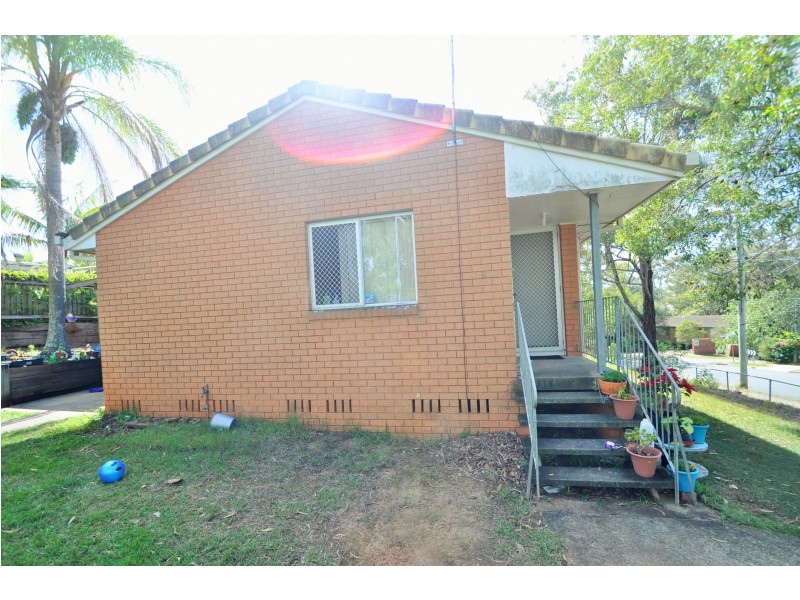 24 Hill Street, Kingston QLD 4114