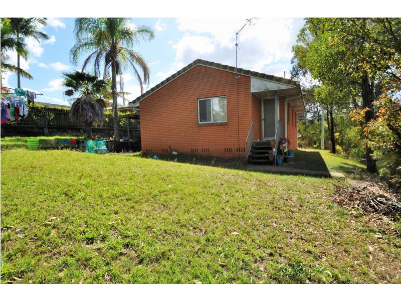 24 Hill Street, Kingston QLD 4114