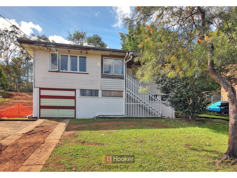 15 Collin Court, Kingston QLD 4114