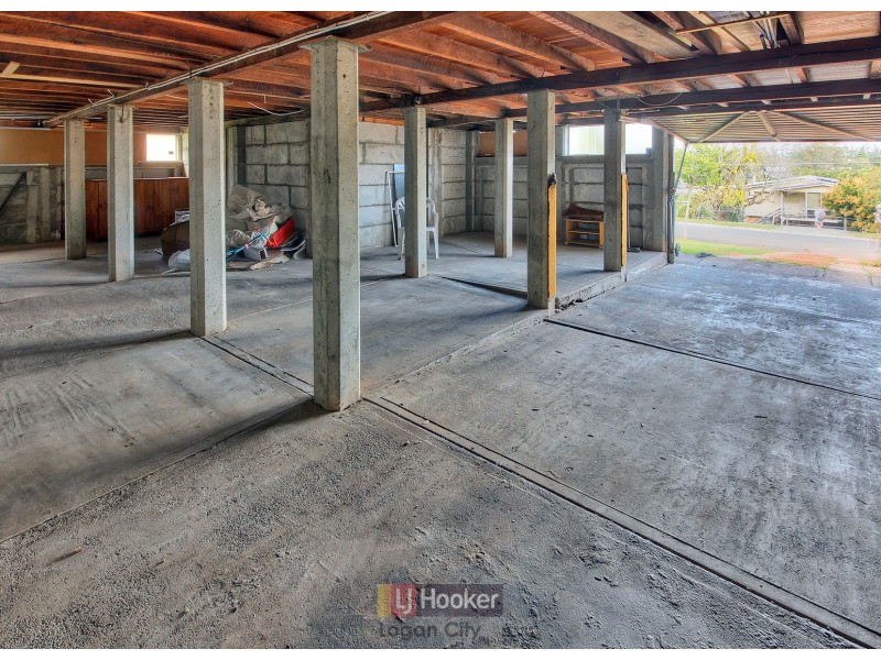 15 Collin Court, Kingston QLD 4114