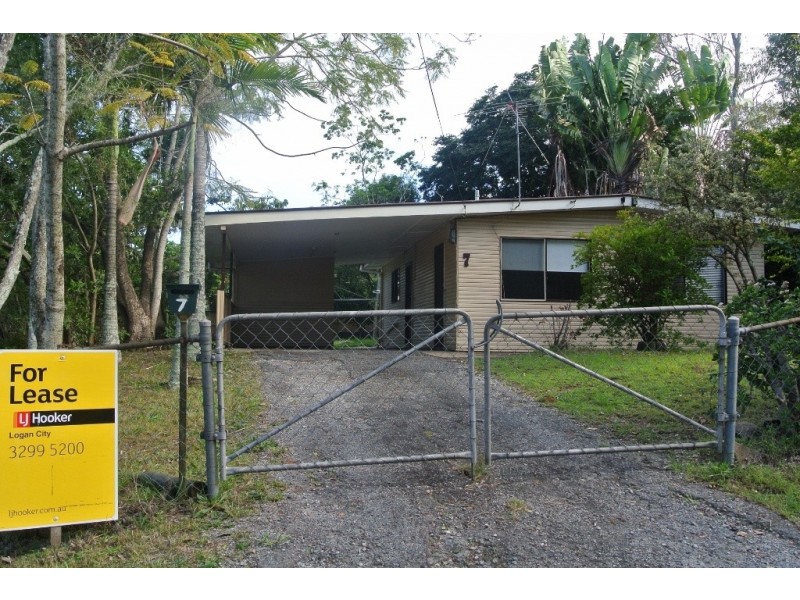 7 Palm Avenue, Kingston QLD 4114