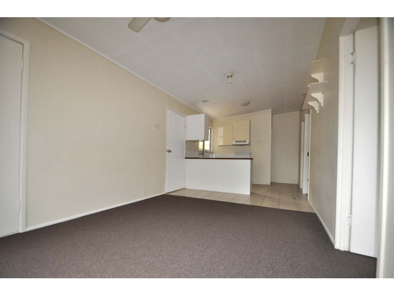 7 Palm Avenue, Kingston QLD 4114