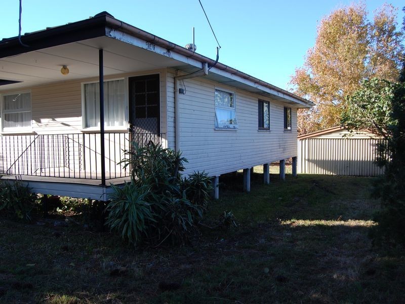 84 JACARANDA, Logan Central QLD 4114