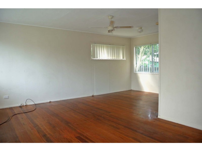 7-9 George Street, Kingston QLD 4114