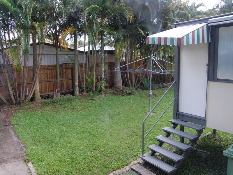 19 Oates Ave, Woodridge QLD 4114