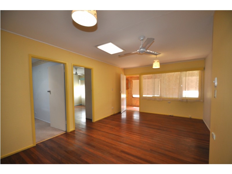 62 Ellen Street, Kingston QLD 4114