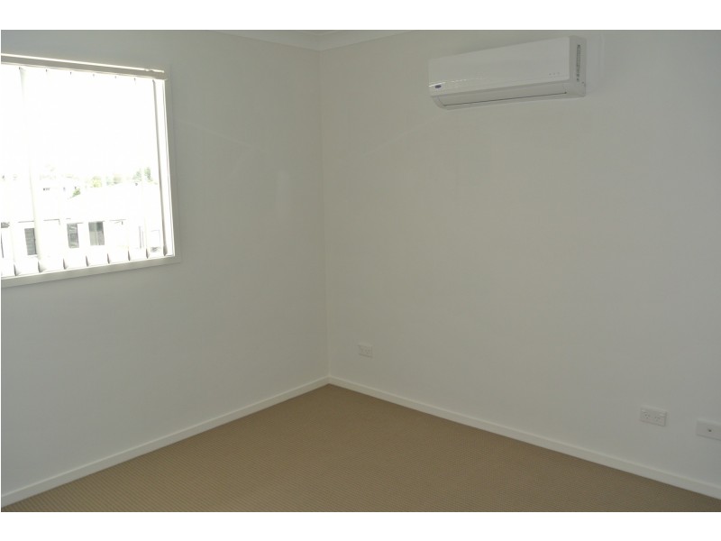 12B Ming St, Marsden QLD 4132