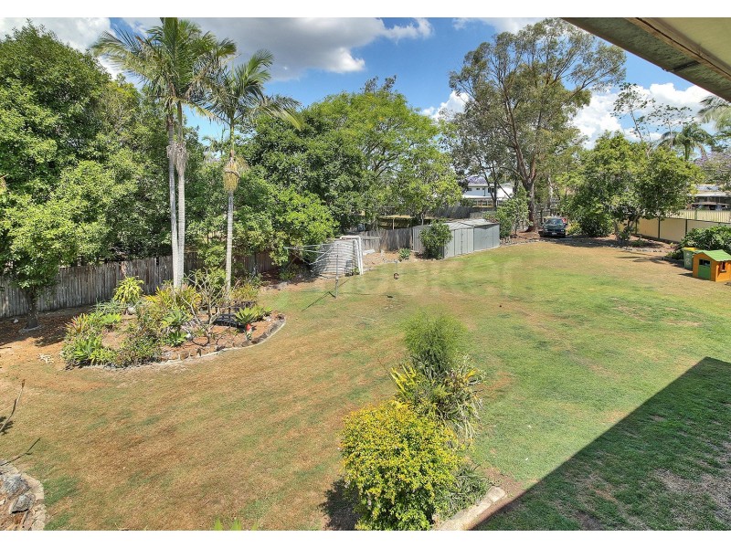 8 Yale Street, Marsden QLD 4132