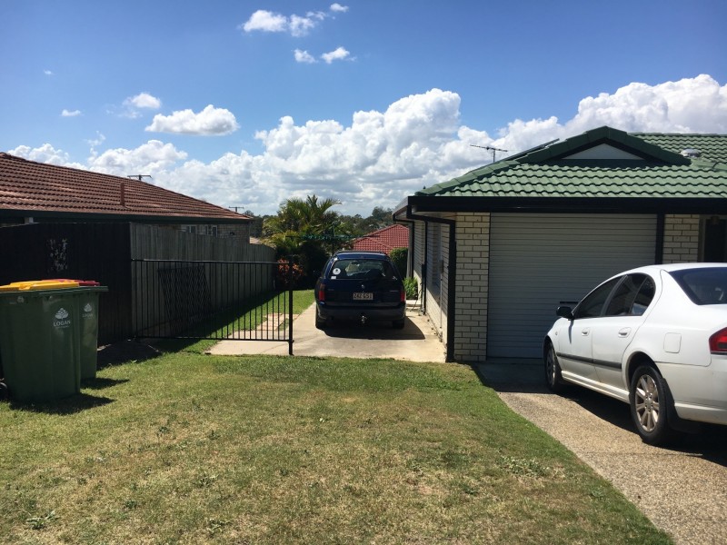 10 Greygum Court, Regents Park QLD 4118
