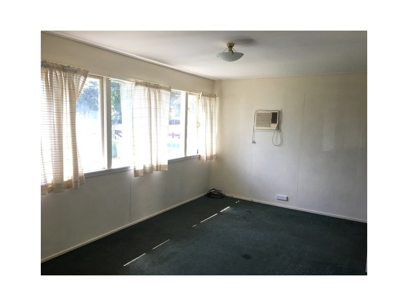 7 Welbeck Street, Logan Central QLD 4114