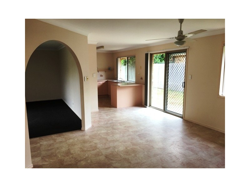 1 Bush Court, Crestmead QLD 4132