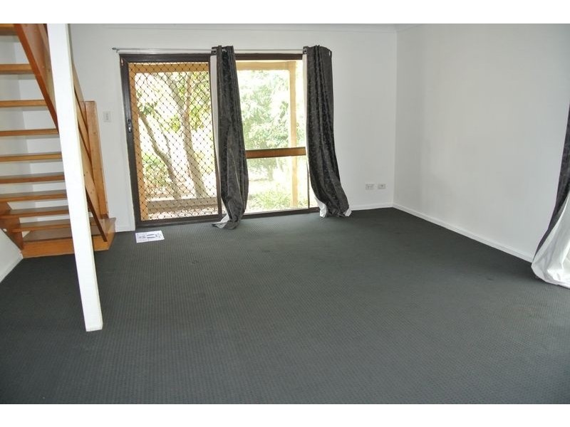 12/29-31 Defiance Road, Woodridge QLD 4114