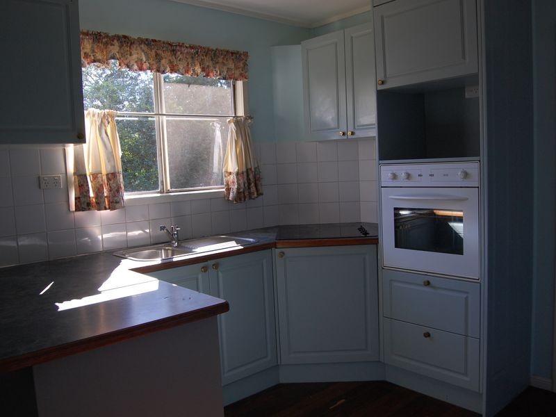 138 Railway Parade, Woodridge QLD 4114